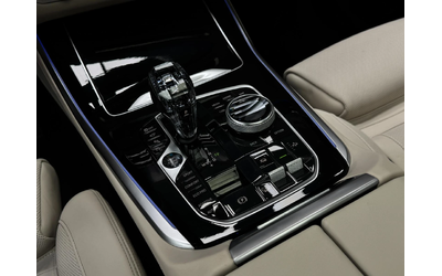 BMW X5 xDrive30d M-pack 3D B&W* 360* Lift* Обдухване* - автомобили, коли, обяви за нови и употребявани 10