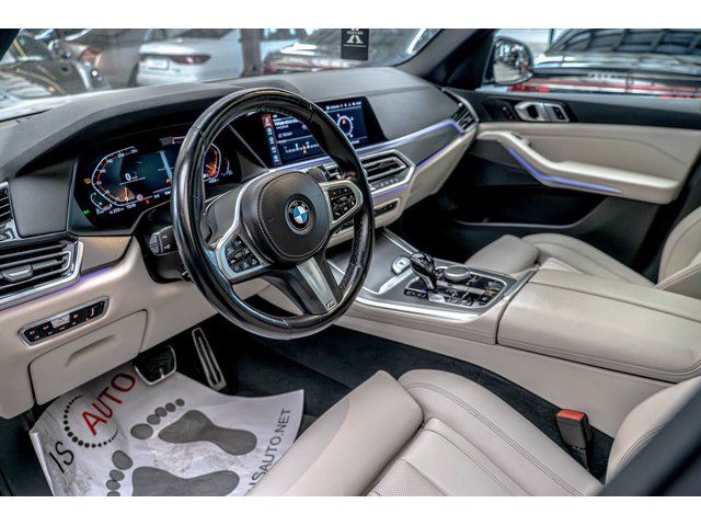 BMW X5 30d/SKY Lounge/Ambient/HuD/M-Aero.Dynamic/Камера 360 - автомобили, коли, обяви за нови и употребявани 6