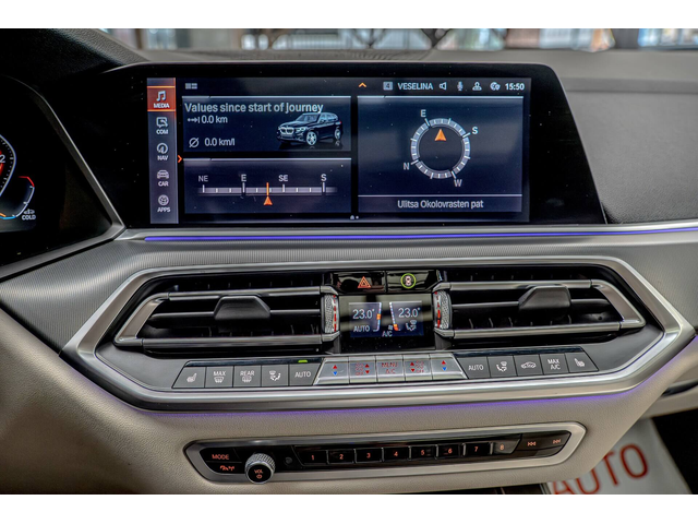 BMW X5 30d/SKY Lounge/Ambient/HuD/M-Aero.Dynamic/Камера 360 - автомобили, коли, обяви за нови и употребявани 9