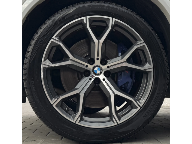 BMW X5 M50d * Magic Sky* Harman/Kardon Подгрев| 360Камера - автомобили, коли, обяви за нови и употребявани 16