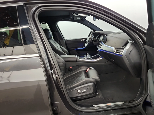 BMW X5 3.0 XDRIVE40I - автомобили, коли, обяви за нови и употребявани 12