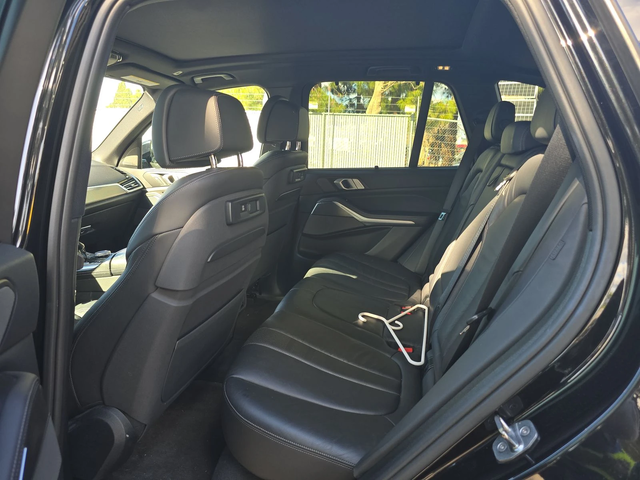 BMW X5 xDrive50i M SPORT LINE - автомобили, коли, обяви за нови и употребявани 10