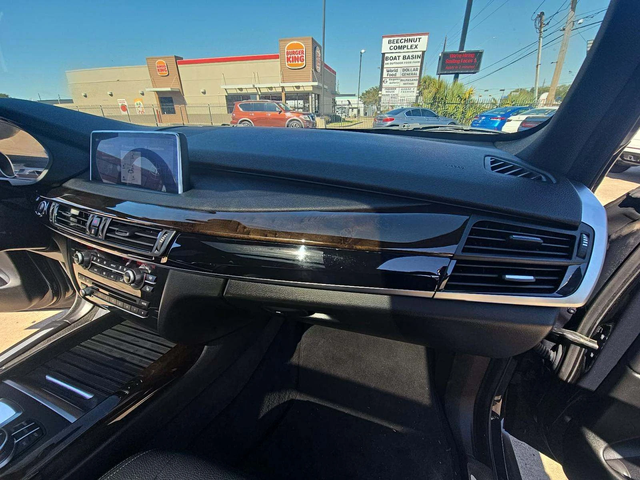 BMW X5 xDrive 35i - автомобили, коли, обяви за нови и употребявани 7