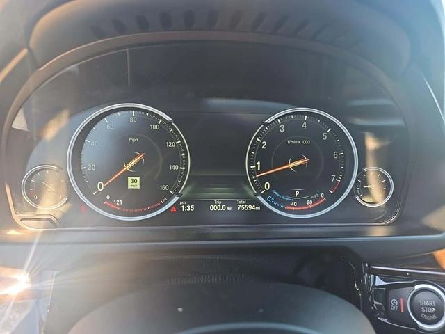 BMW X5 xDrive 35i - автомобили, коли, обяви за нови и употребявани 9