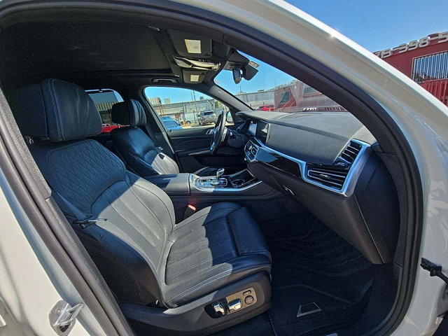 BMW X5 xDrive 50i - автомобили, коли, обяви за нови и употребявани 5