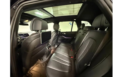 BMW X5 40i* M* Laser* Swarovski* 3xTV* Distr* Обдух* Маса - автомобили, коли, обяви за нови и употребявани 14