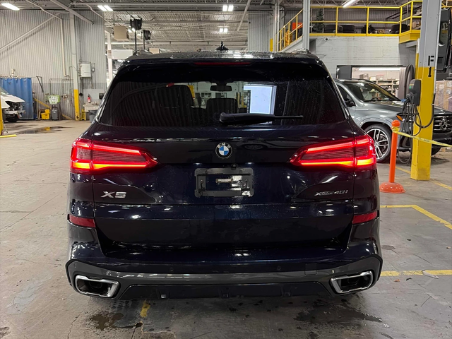 BMW X5 M-pkg* Harman/Kardon* Подгрев* Обдух* Пано - автомобили, коли, обяви за нови и употребявани 4