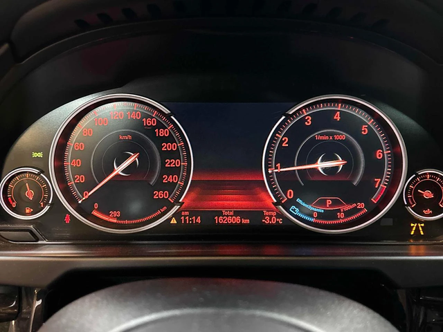 BMW X5 Мпакет* 360* Пано* H&K* 2 комплекта джанти - автомобили, коли, обяви за нови и употребявани 6