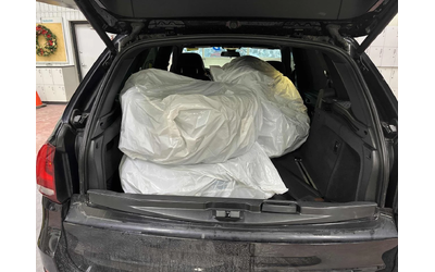 BMW X5 Мpacket* HeadUp* 360* H&K* 2 комплекта джанти - автомобили, коли, обяви за нови и употребявани 12