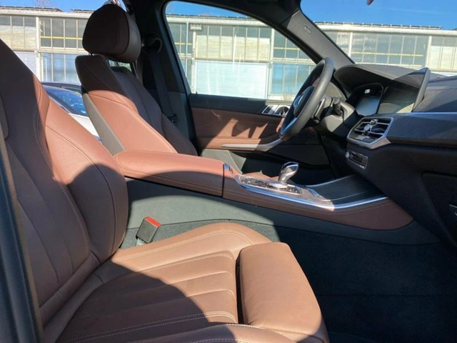 BMW X5 M50d - автомобили, коли, обяви за нови и употребявани 7