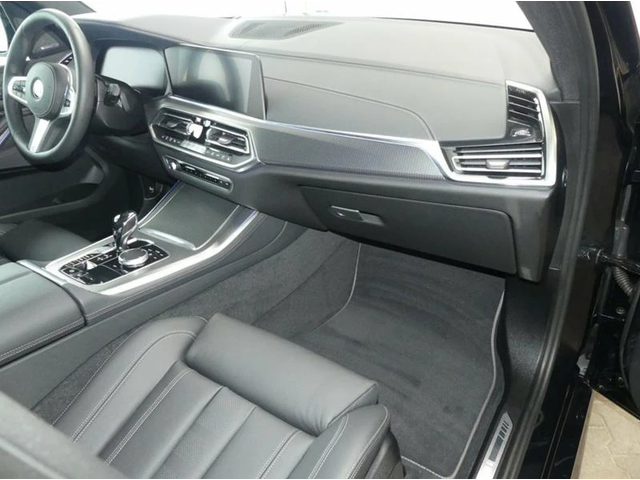 BMW X5 M50i - автомобили, коли, обяви за нови и употребявани 7