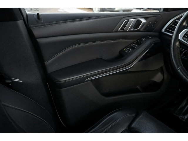 BMW X5 M50i С РЕГИСТРАЦИЯ & АВТО КРЕДИТ - автомобили, коли, обяви за нови и употребявани 8