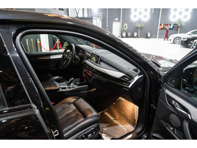 BMW X5 M50D XDRIVE FULL M PACK H&K ЛИЗИНГ 100% - автомобили, коли, обяви за нови и употребявани 12