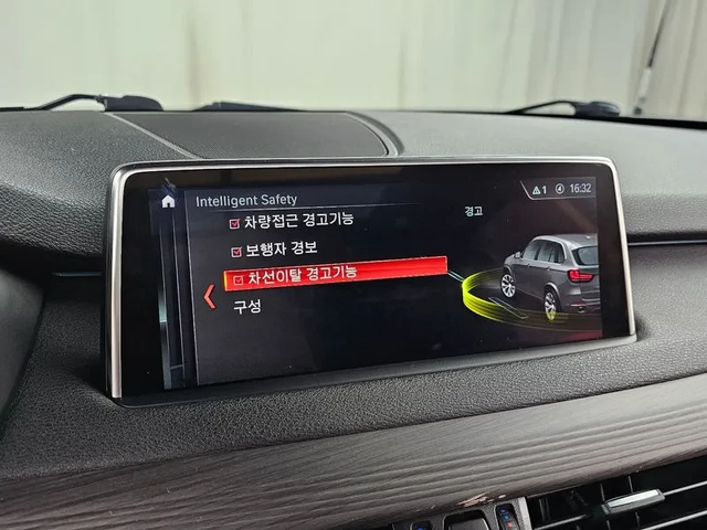 BMW X5 xDrive 30D - автомобили, коли, обяви за нови и употребявани 16