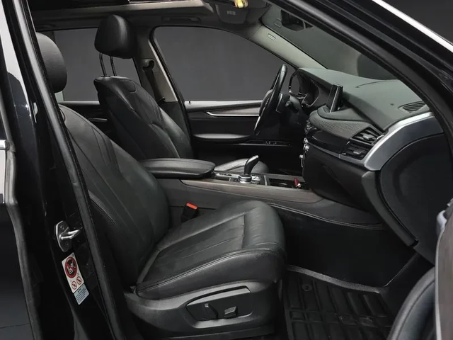 BMW X5 xDrive 30D - автомобили, коли, обяви за нови и употребявани 10