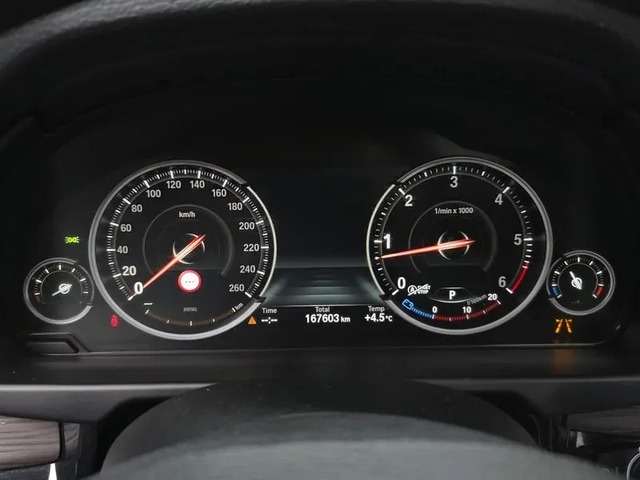 BMW X5 xDrive 30D - автомобили, коли, обяви за нови и употребявани 7