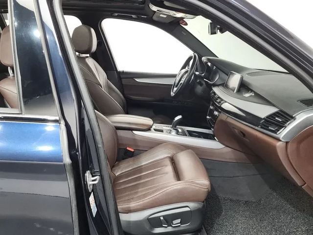 BMW X5 xDrive 30D M Sports - автомобили, коли, обяви за нови и употребявани 10