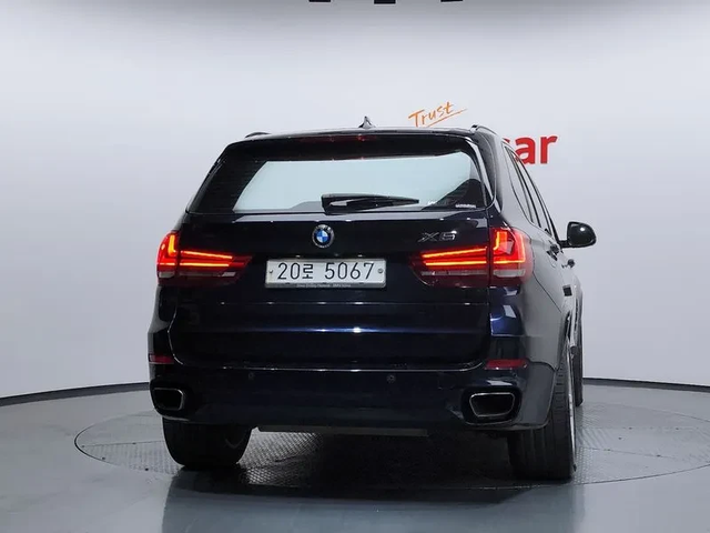 BMW X5 xDrive 30D M Sports - автомобили, коли, обяви за нови и употребявани 3