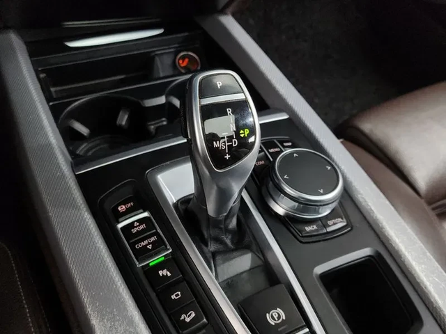 BMW X5 xDrive 30D M Sports - автомобили, коли, обяви за нови и употребявани 8