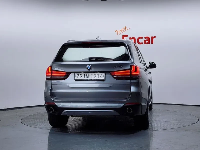 BMW X5 xDrive 30D - автомобили, коли, обяви за нови и употребявани 3