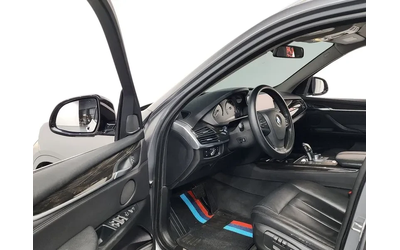 BMW X5 xDrive 30D - автомобили, коли, обяви за нови и употребявани 9