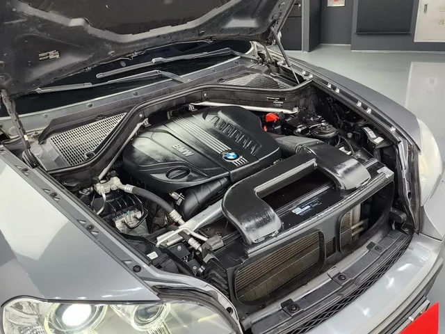 BMW X5 xDrive 30D - автомобили, коли, обяви за нови и употребявани 5