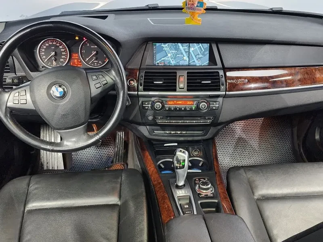 BMW X5 xDrive 30D - автомобили, коли, обяви за нови и употребявани 6