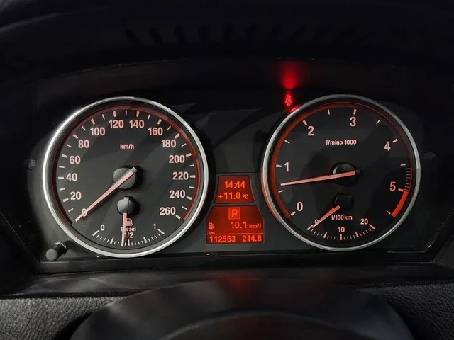 BMW X5 xDrive 30D - автомобили, коли, обяви за нови и употребявани 7