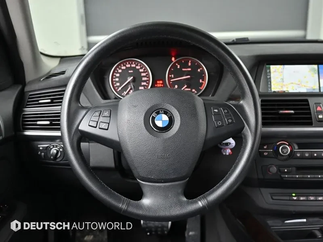 BMW X5 xDrive 30D - автомобили, коли, обяви за нови и употребявани 12