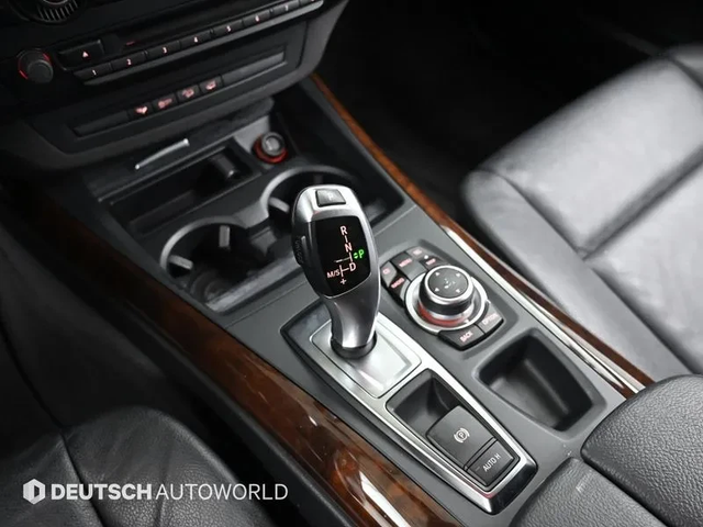 BMW X5 xDrive 30D - автомобили, коли, обяви за нови и употребявани 8