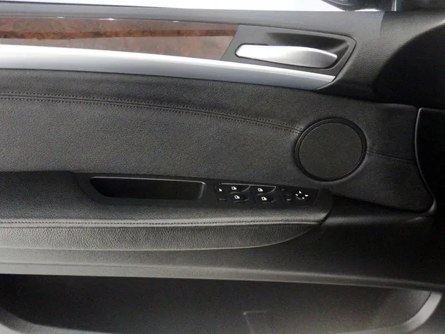 BMW X5 xDrive 30D - автомобили, коли, обяви за нови и употребявани 13