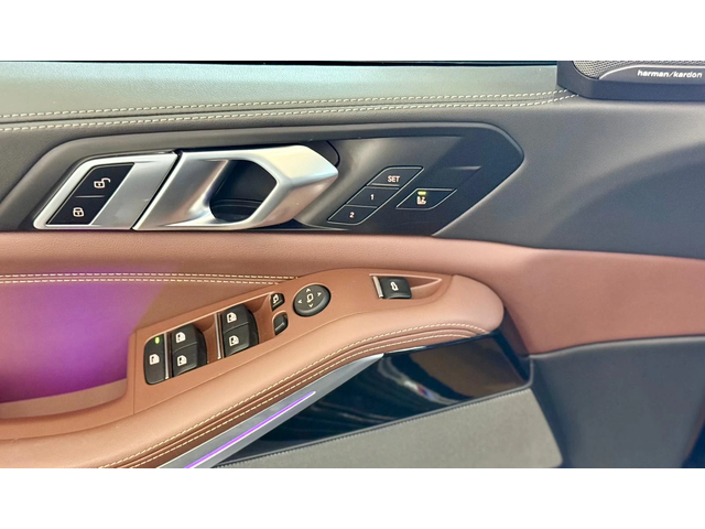 BMW X5 40D* M-пакет* ГАРАНЦИЯ* PANO* SOFT CLOSE* Лизинг - автомобили, коли, обяви за нови и употребявани 6