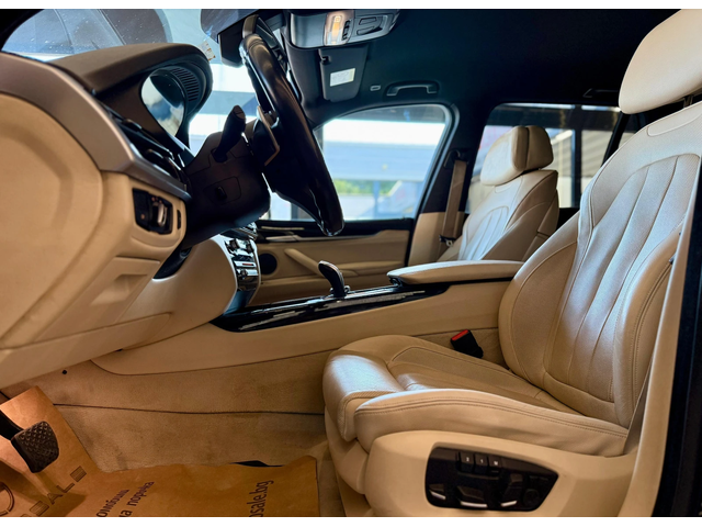 BMW X5 M50d* Обдухване* 7-местен* Лизинг - автомобили, коли, обяви за нови и употребявани 7