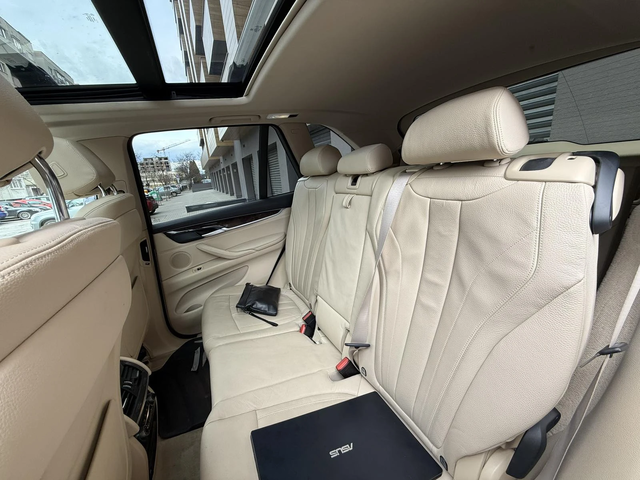 BMW X5 XDRIVE| 7-МЕСТА| KEYLESS| ПАНОРАМА| ПОДГРЕВ - автомобили, коли, обяви за нови и употребявани 9