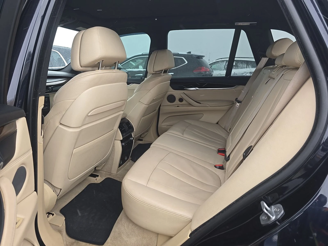 BMW X5 M* SPORT* HARMON* KARDON* ХЕДЪП* КАМЕРА* КЕЙЛЕС* - автомобили, коли, обяви за нови и употребявани 12