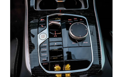 BMW X5 * xDrive * * HeadUp* AвтоКредит* (ЦЕНА ДО БГ) - автомобили, коли, обяви за нови и употребявани 9