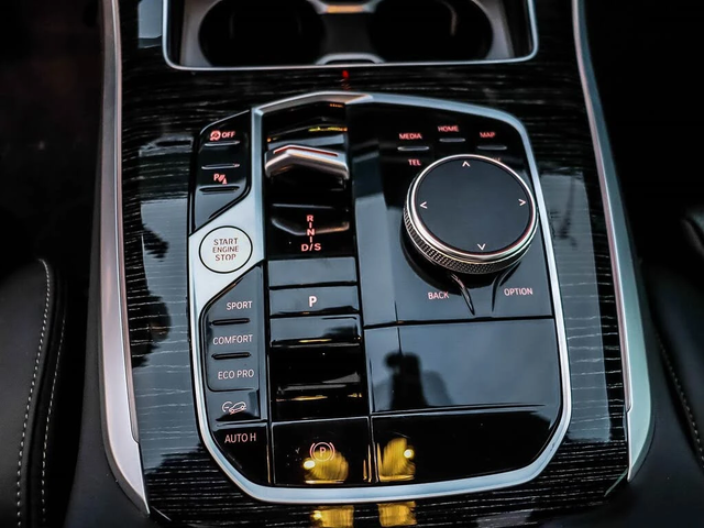 BMW X5 * xDrive * * HeadUp* AвтоКредит* (ЦЕНА ДО БГ) - автомобили, коли, обяви за нови и употребявани 9