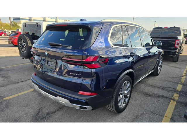 BMW X5 * xDrive40i * ПОДГРЕВИ * 360 * PANO * CARFAX - автомобили, коли, обяви за нови и употребявани 2
