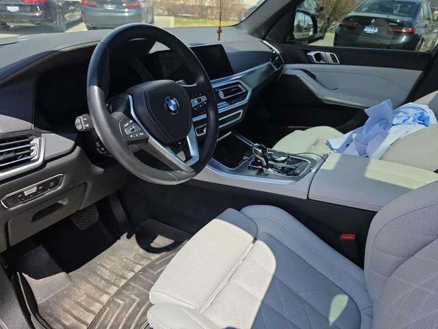 BMW X5 * xDrive40i * ПОДГРЕВИ * 360 * PANO * CARFAX - автомобили, коли, обяви за нови и употребявани 4