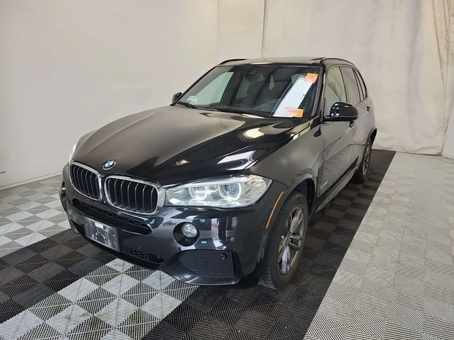 BMW X5 * xDrive35d * ПОДГРЕВИ * H/K * ПАНО * CARFAX - автомобили, коли, обяви за нови и употребявани 0
