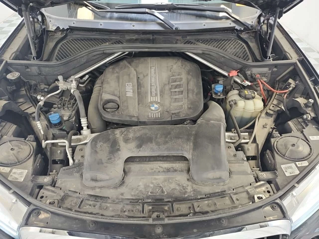 BMW X5 * xDrive35d * ПОДГРЕВИ * H/K * ПАНО * CARFAX - автомобили, коли, обяви за нови и употребявани 16