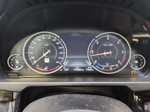 BMW X5 * xDrive35d * ПОДГРЕВИ * H/K * ПАНО * CARFAX - автомобили, коли, обяви за нови и употребявани 8
