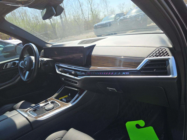 BMW X5 40i xDrive * DISTRONIC* LASER* HEAD-UP* - автомобили, коли, обяви за нови и употребявани 7
