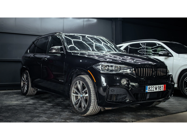 BMW X5 * Xdrive5.0i* Pano* Ambient* Keyless* CarPlay - автомобили, коли, обяви за нови и употребявани 1