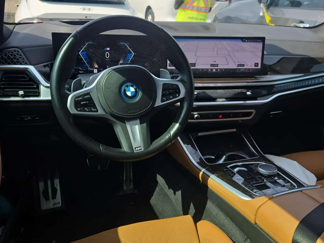 BMW X5 xDrive50е * M-Sport * CARFAX * Без инциденти * - автомобили, коли, обяви за нови и употребявани 5