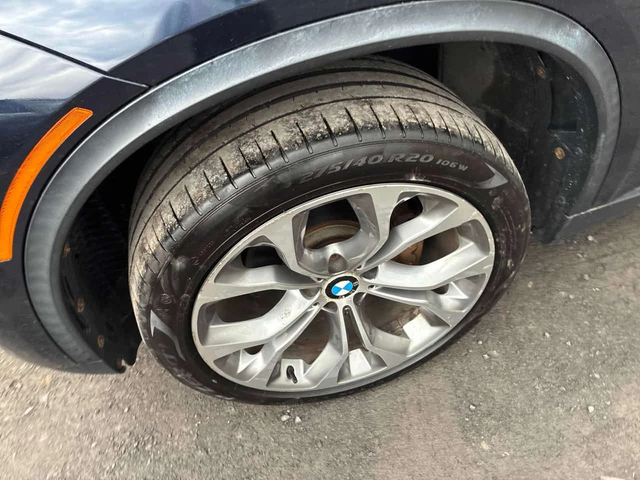 BMW X5 * xDrive35d * CARFAX * DIGITAL * 360 * H/K - автомобили, коли, обяви за нови и употребявани 6