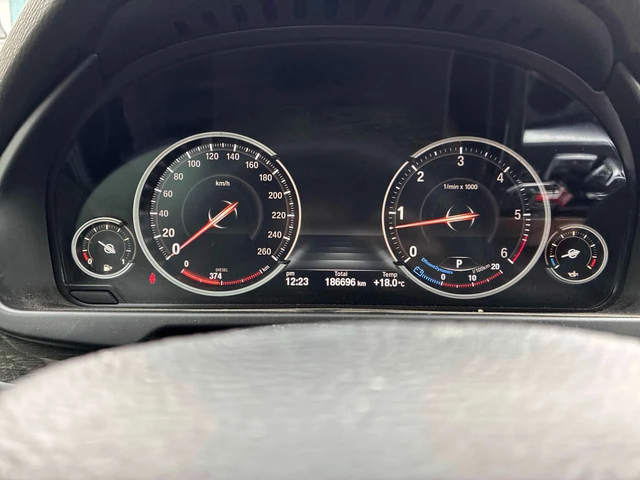 BMW X5 * xDrive35d * CARFAX * DIGITAL * 360 * H/K - автомобили, коли, обяви за нови и употребявани 7