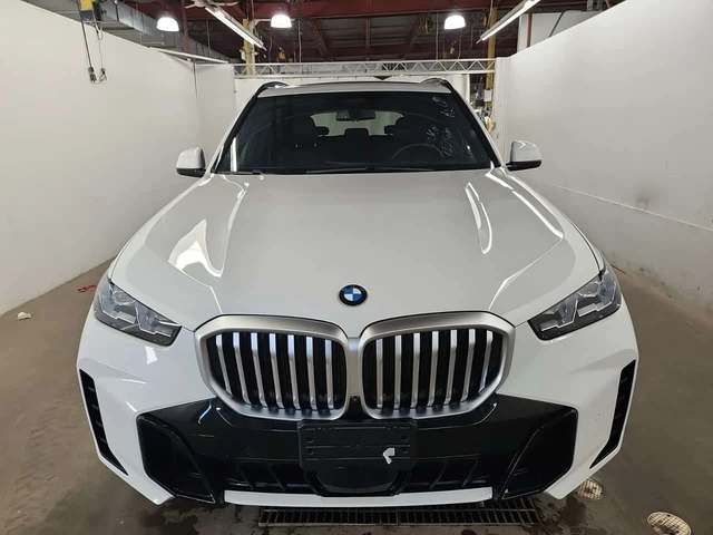 BMW X5 xDrive40i M-Sport * CARFAX * Без инциднет * От BMM - автомобили, коли, обяви за нови и употребявани 1