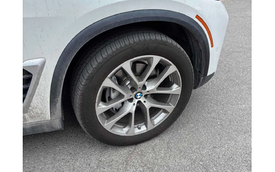 BMW X5 xDrive40i / 360 / DIS / Harman Kardon / ОБДУХВАНЕ - автомобили, коли, обяви за нови и употребявани 6
