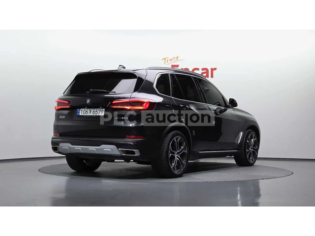 BMW X5 HEAD-UP * ОДБУХВАНЕ * PANO * 360 - автомобили, коли, обяви за нови и употребявани 1